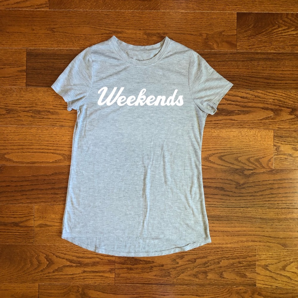 ✌️ Weekends Graphic Shirt - Picture 2 of 5